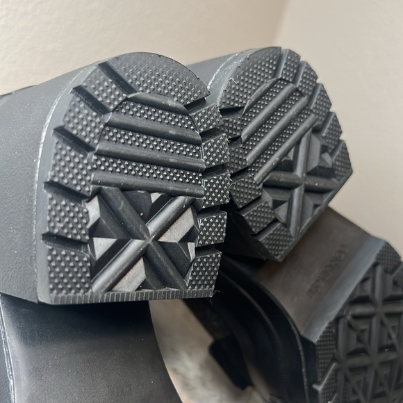 Converse Chuck Taylor All Star Gr82 Heeled Combat Boots in Black/Gray - Size 6.5 - Picture 13 of 14